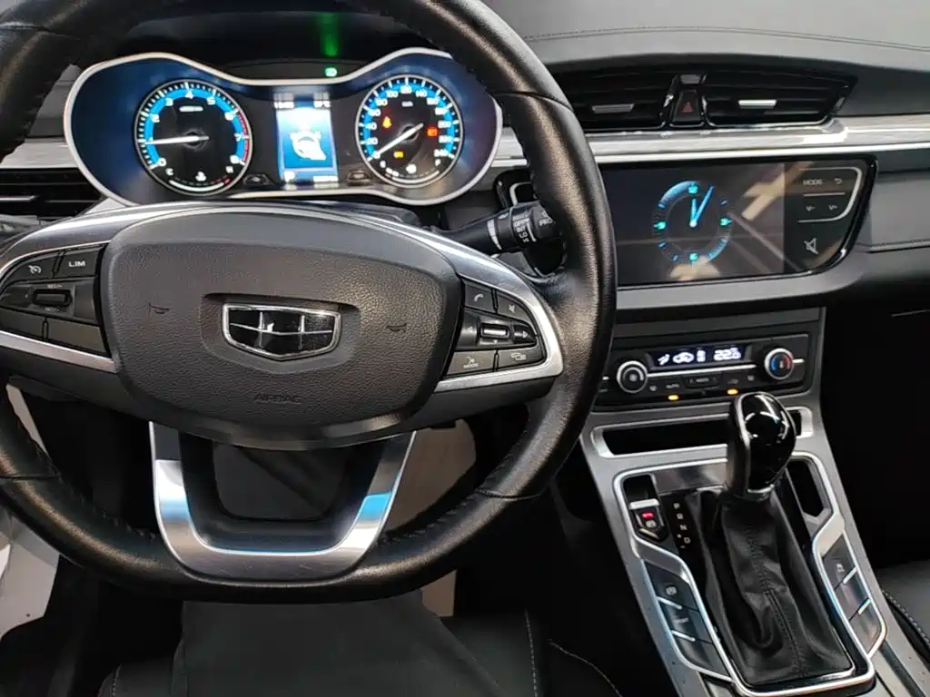 Geely Emgrand — миниатюра 10
