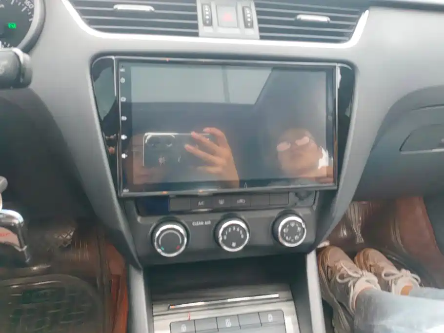 Skoda Octavia — миниатюра 13