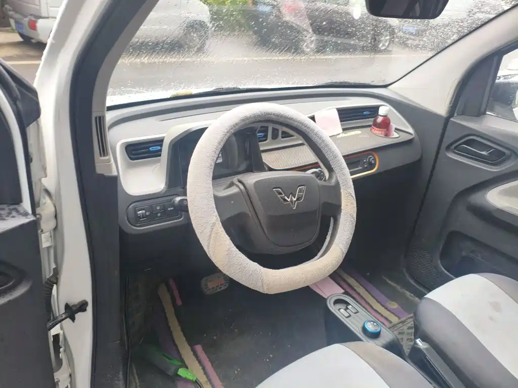 Wuling MINIEV — миниатюра 11
