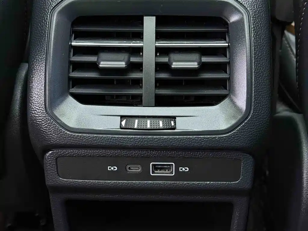 Volkswagen Tharu — миниатюра 22