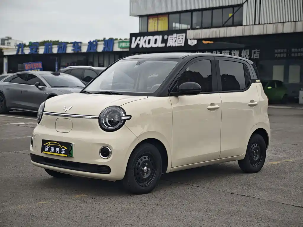 Wuling MINIEV