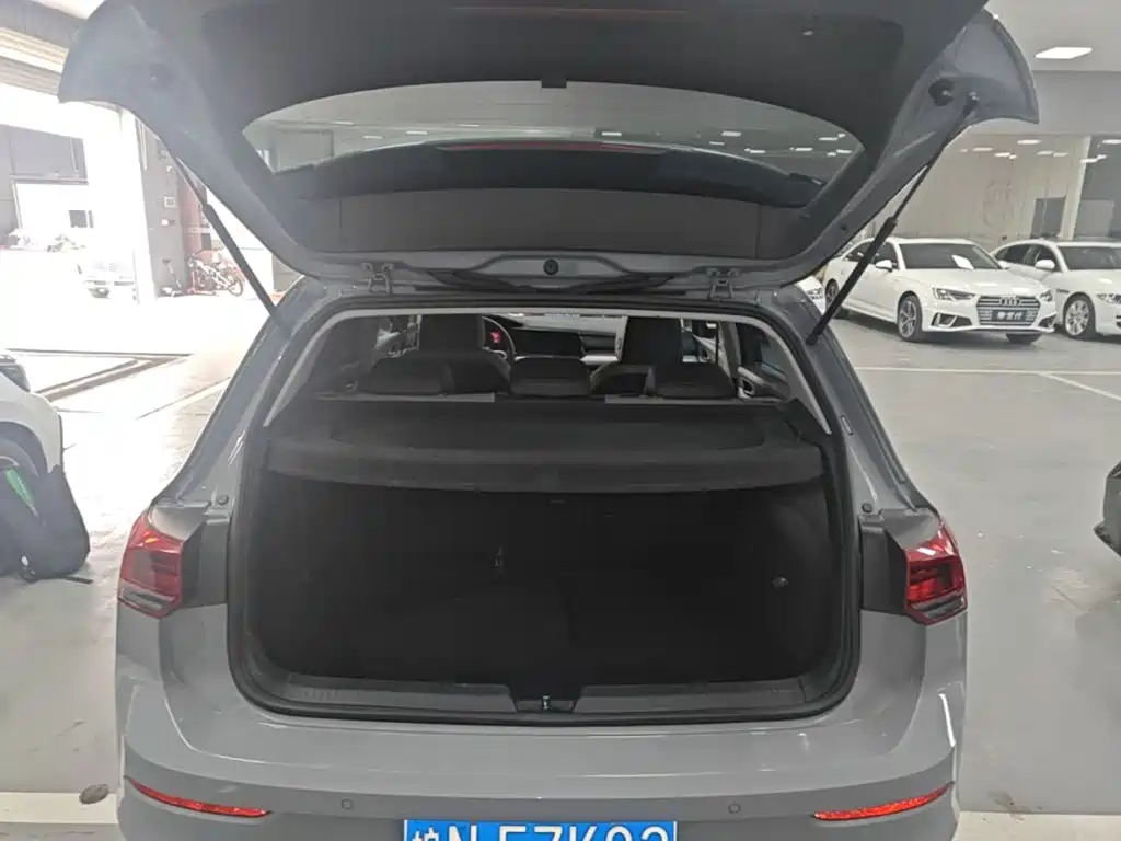 Volkswagen Golf — миниатюра 19