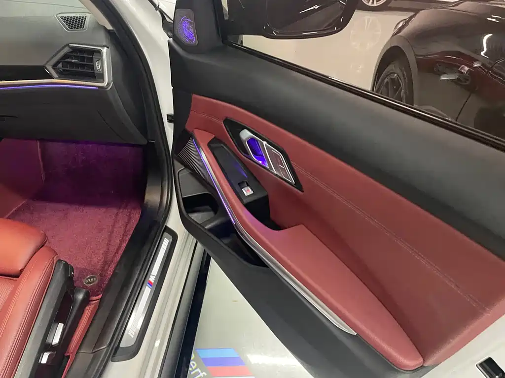 BMW 3 Series — миниатюра 5