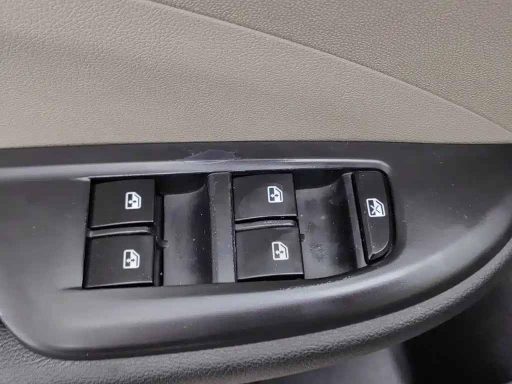 Buick Excelle — миниатюра 9