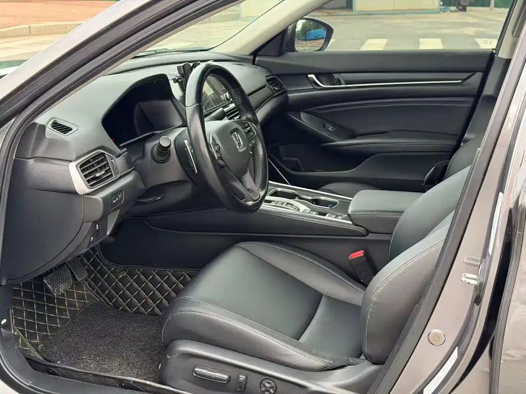 Honda Accord — миниатюра 2