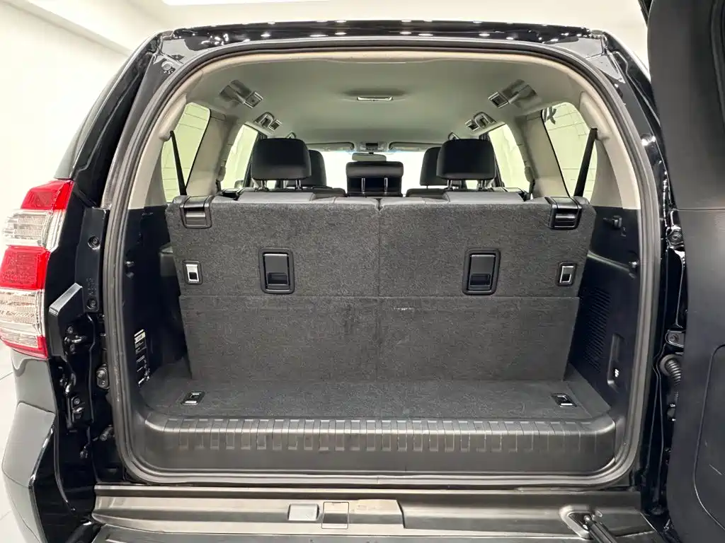 Toyota Prado (Import) — миниатюра 26
