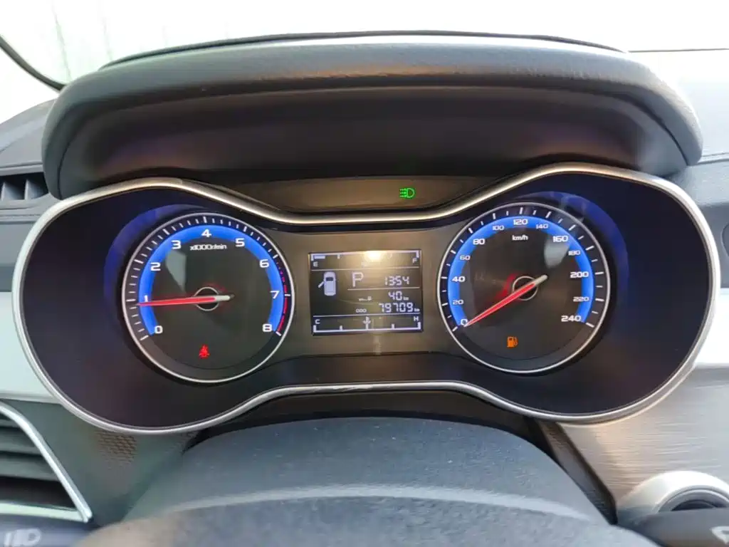 Geely Vision — миниатюра 12