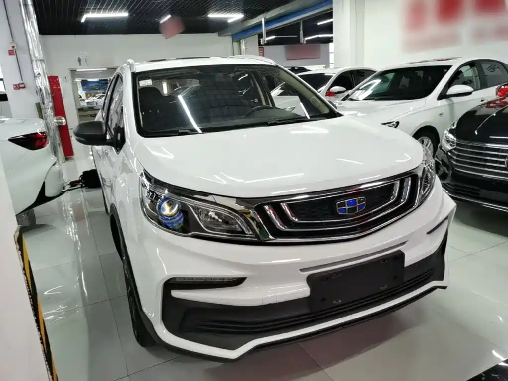 Geely Vision X3 — миниатюра 4