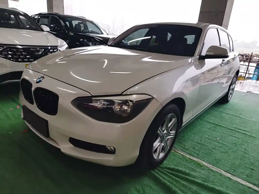 BMW 1 Series (Import) — миниатюра 2