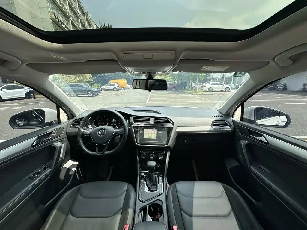 Volkswagen Tiguan L — миниатюра 14