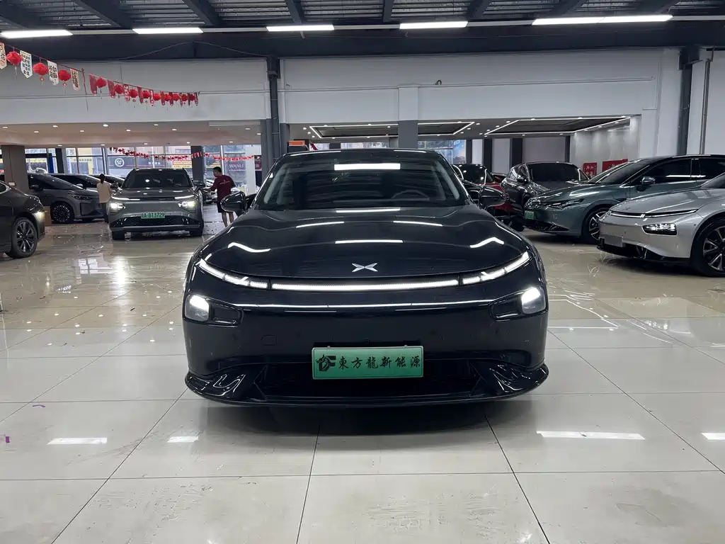 XPeng P7 — миниатюра 2