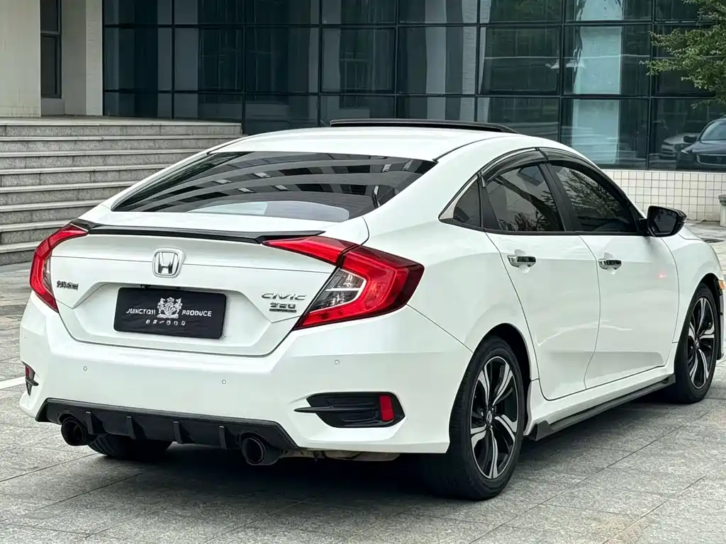 Honda Civic — миниатюра 6