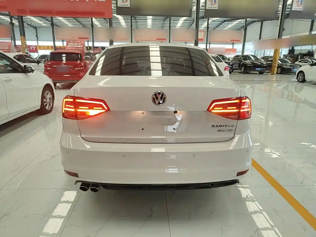 Volkswagen Sagitar — миниатюра 6