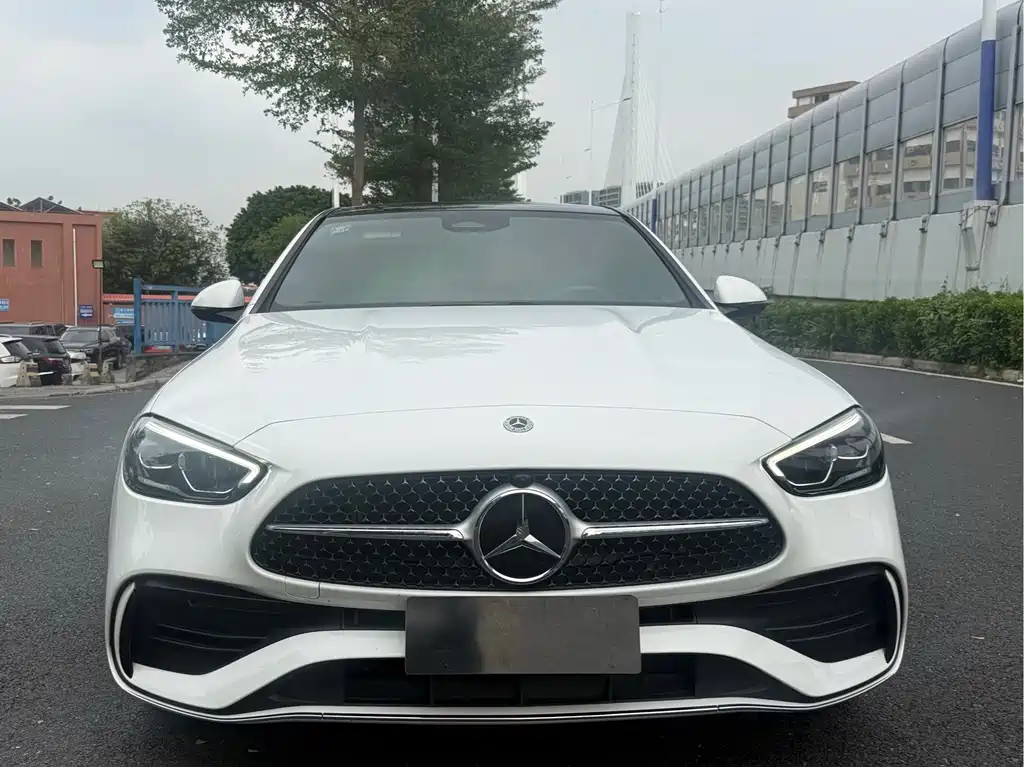 Mercedes-Benz C-Class — миниатюра 2