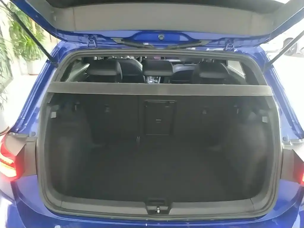 Volkswagen Golf — миниатюра 19