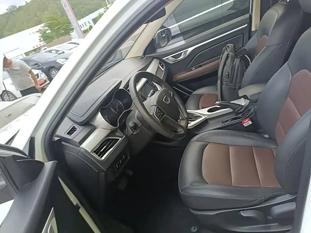 Geely Vision — миниатюра 15