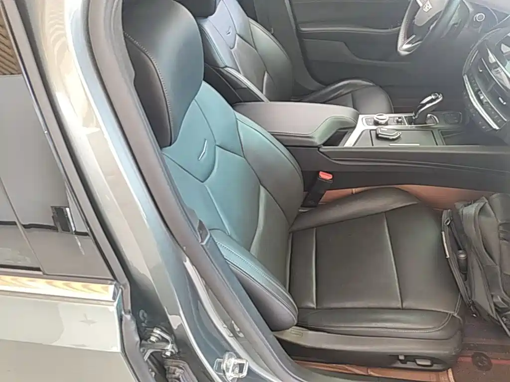 Cadillac CT5 — миниатюра 25
