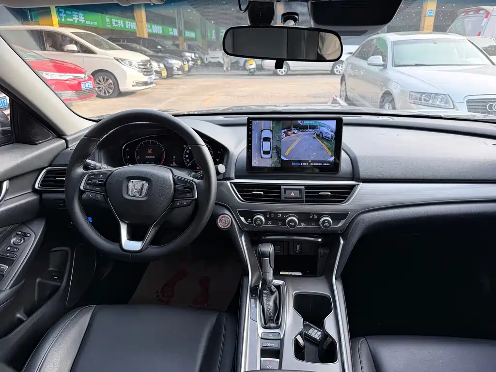 Honda Accord — миниатюра 5