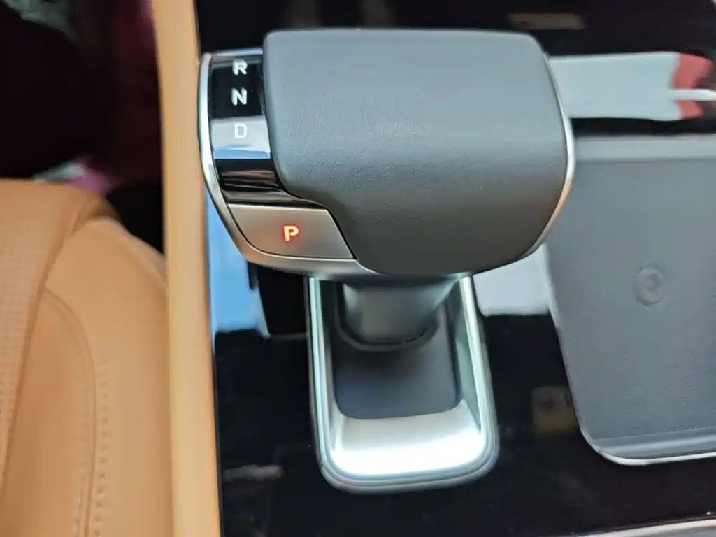Li Auto Li ONE — миниатюра 14