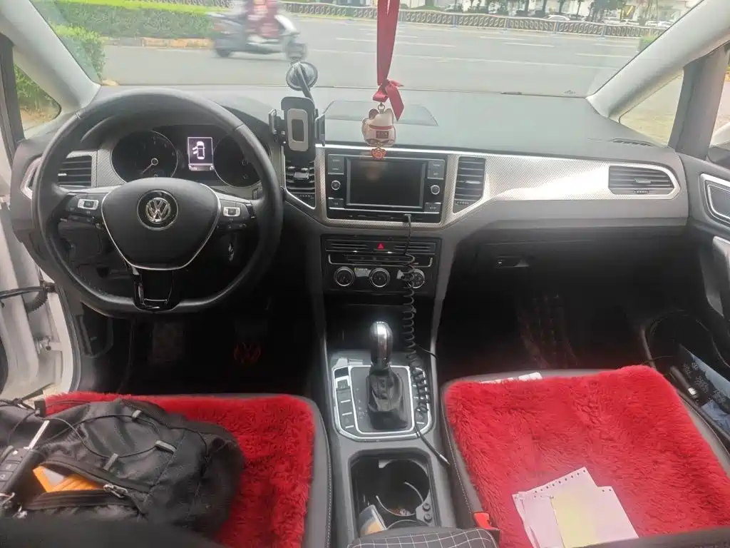 Volkswagen Golf Sportsvan — миниатюра 5