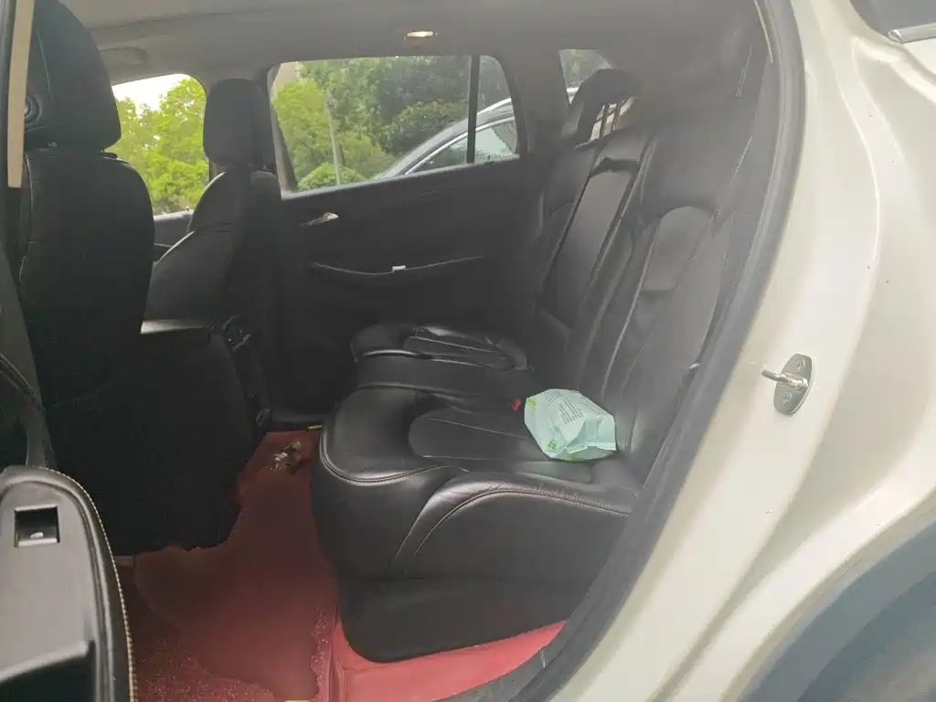 Buick Envision Plus — миниатюра 13