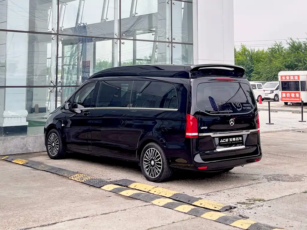 Mercedes-Benz Vito — миниатюра 6