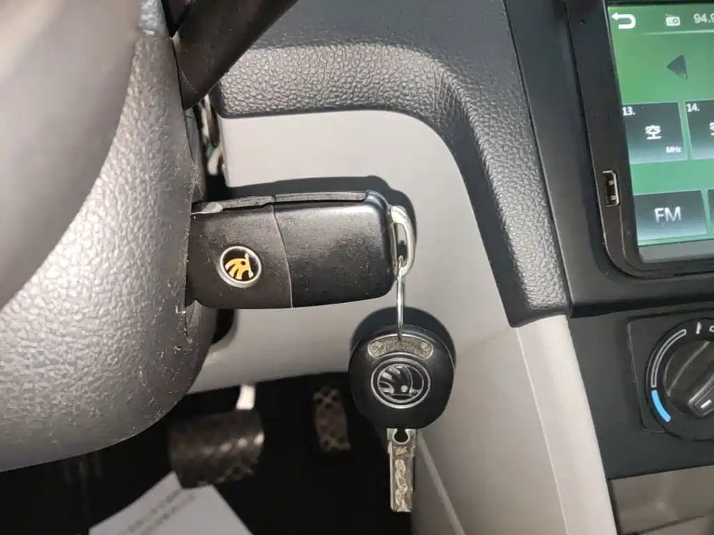 Skoda Rapid — миниатюра 9