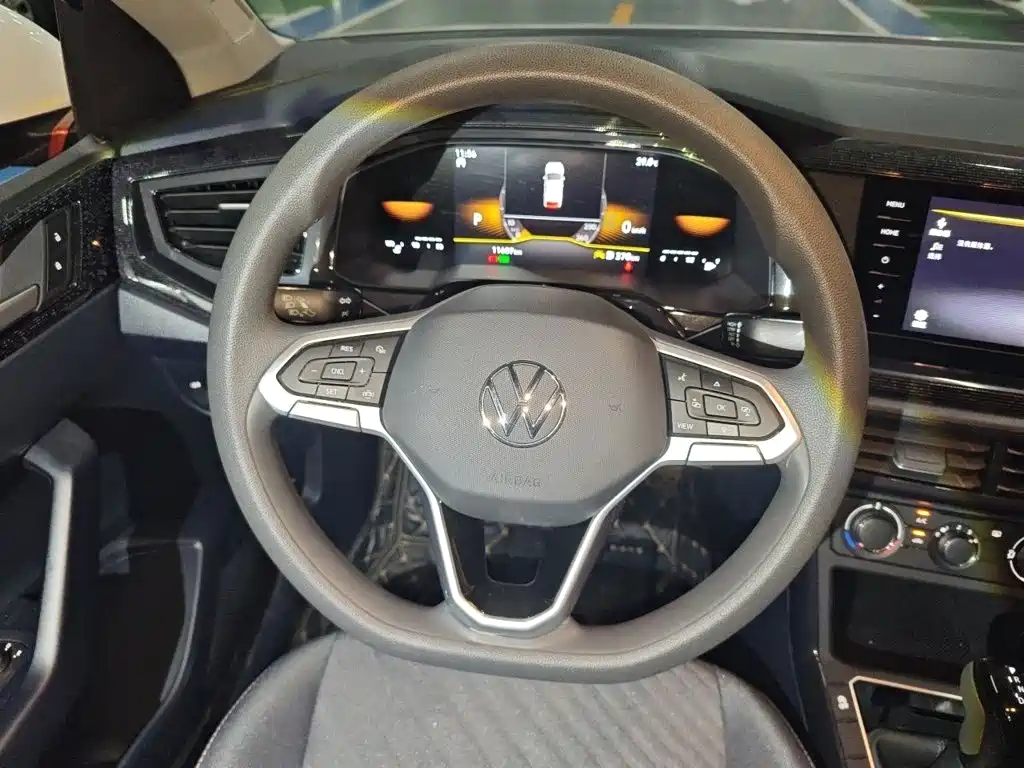 Volkswagen Lavida — миниатюра 3