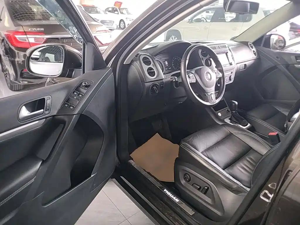 Volkswagen Tiguan — миниатюра 16