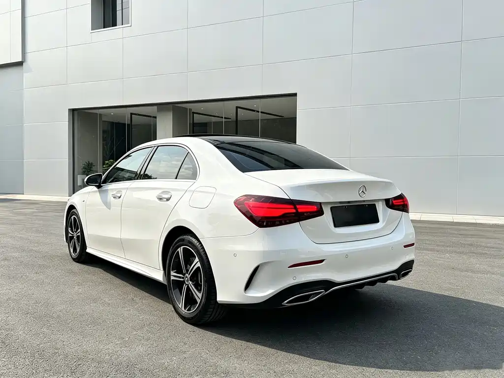 Mercedes-Benz A-Class — миниатюра 16