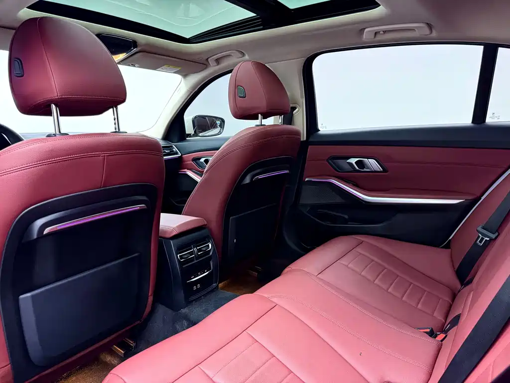 BMW 3 Series — миниатюра 17