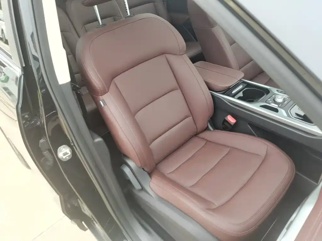 Geely Haoyue — миниатюра 25