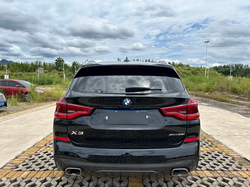 BMW X3 — миниатюра 4