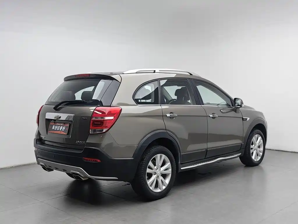 Chevrolet Captiva — миниатюра 2