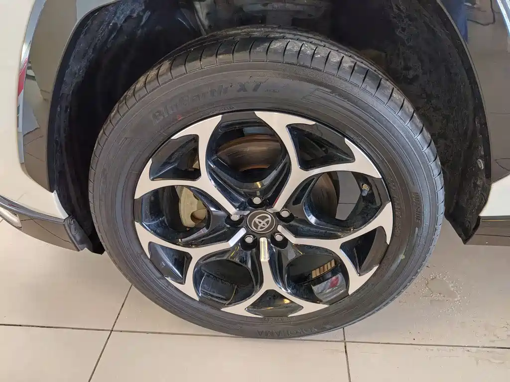 Toyota Wildlander New Energy — миниатюра 24