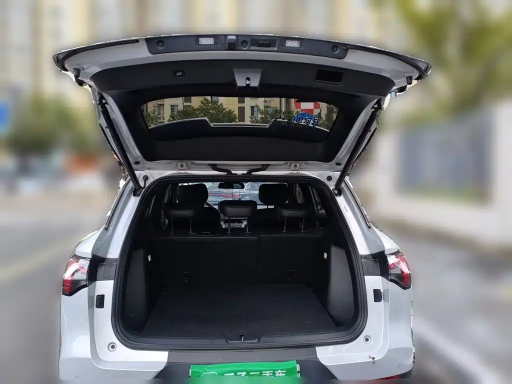 Wuling Xingguang S — миниатюра 10