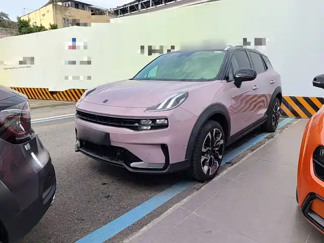 2023 Lynk & Co 06