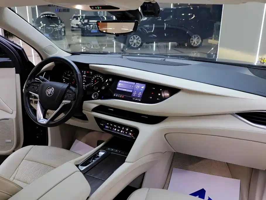 Buick Enclave — миниатюра 19
