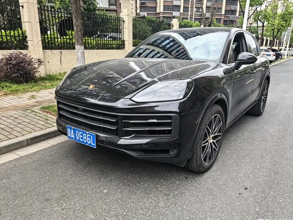 Porsche Cayenne 2024