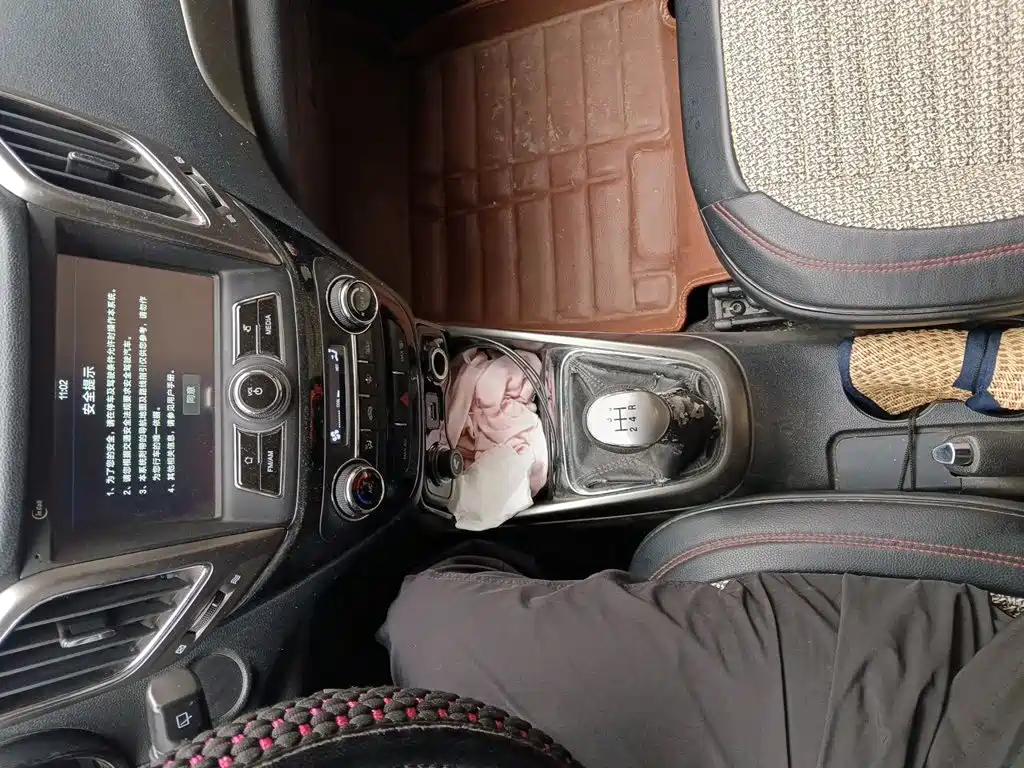 Changan CS15 — миниатюра 6