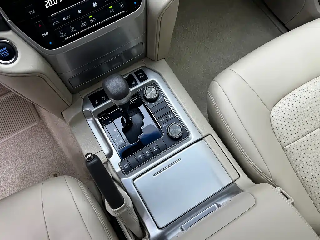 Toyota Land Cruiser — миниатюра 15