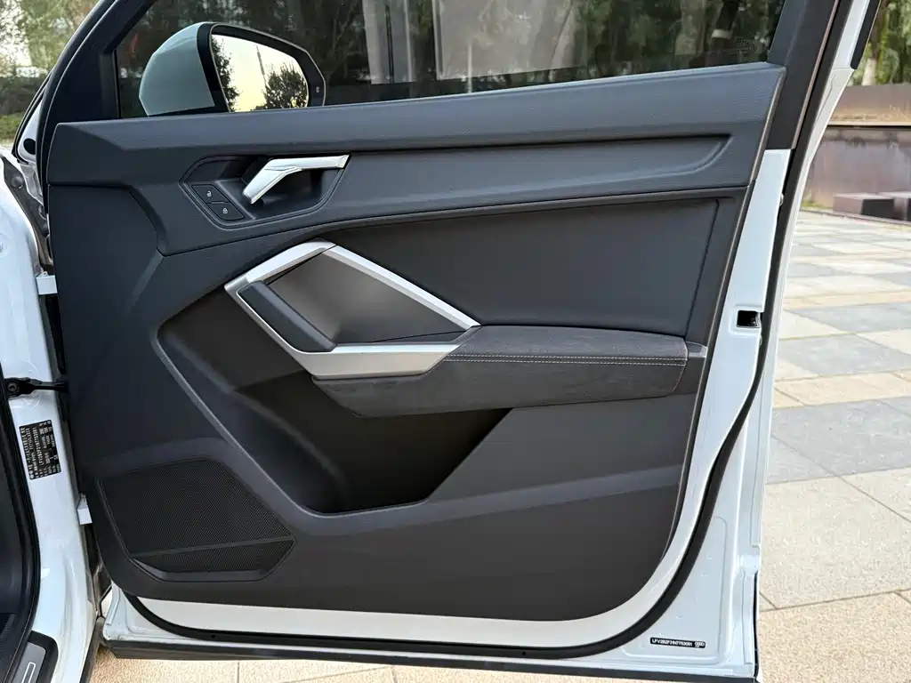 Audi Q3 — миниатюра 18