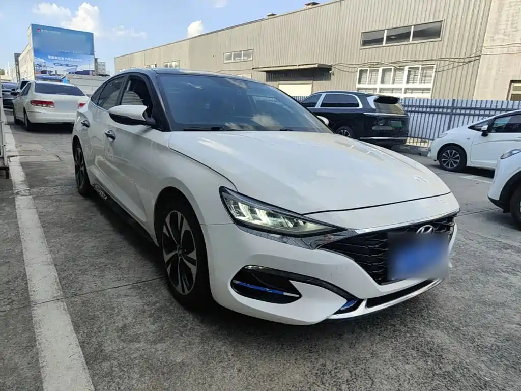 Hyundai Fista — миниатюра 4