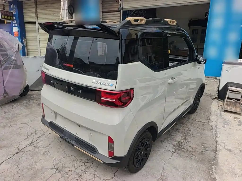 Wuling MINIEV — миниатюра 7