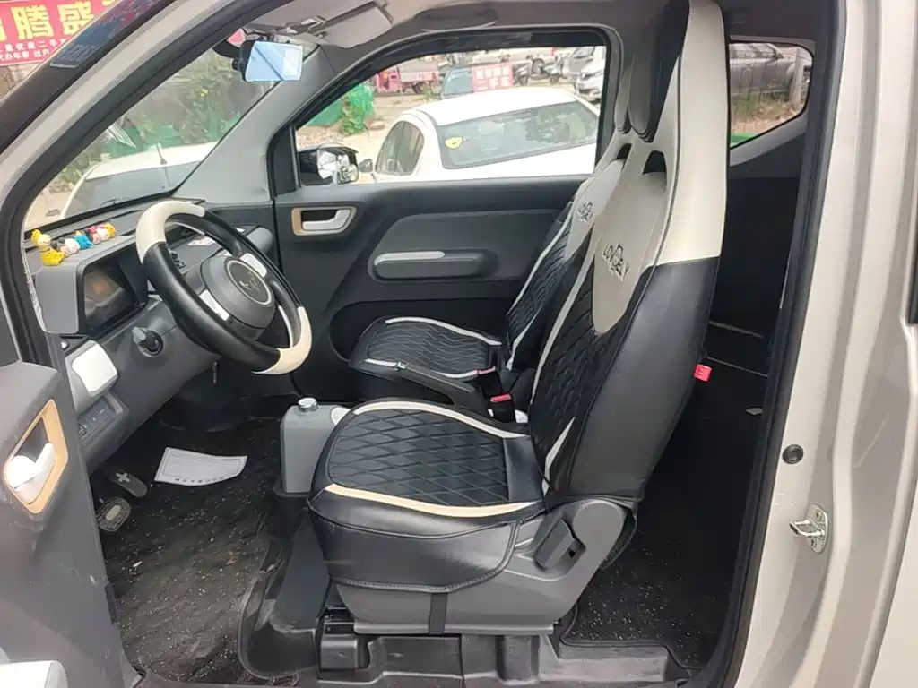 Wuling MINIEV — миниатюра 15