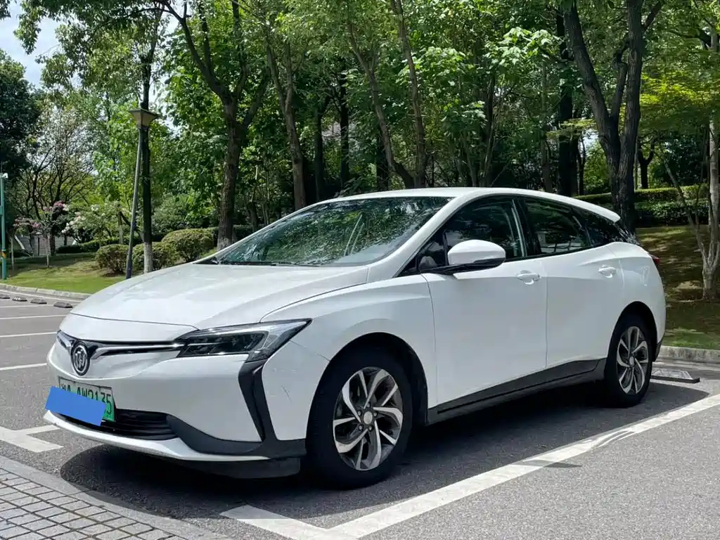 Buick Velite 6