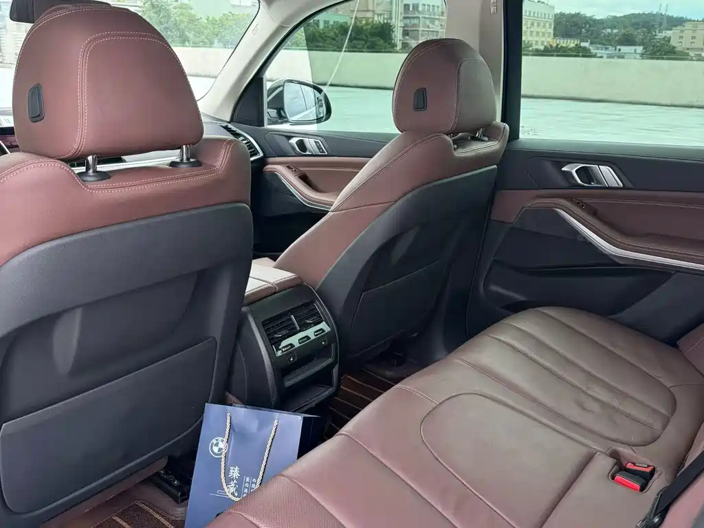 BMW X5 (Import) — миниатюра 6