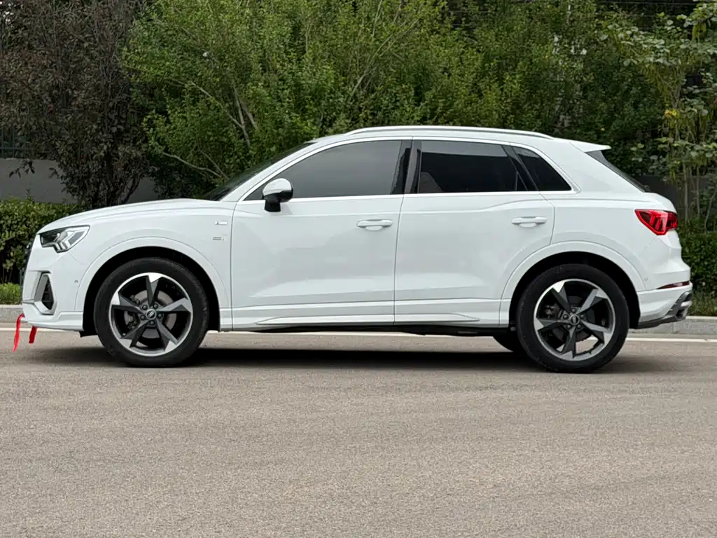 Audi Q3 — миниатюра 14
