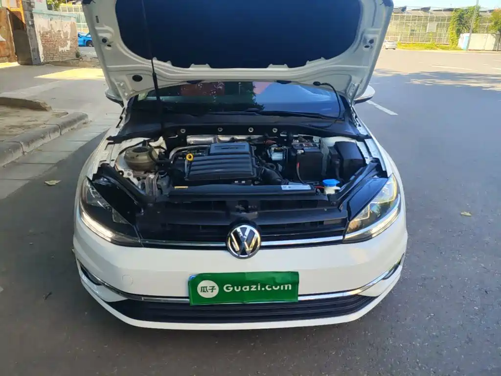 Volkswagen Golf — миниатюра 20