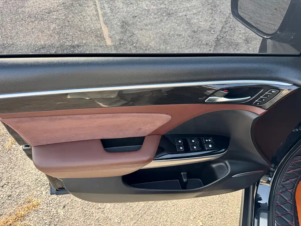 GAC Motor Trumpchi GS8 — миниатюра 14